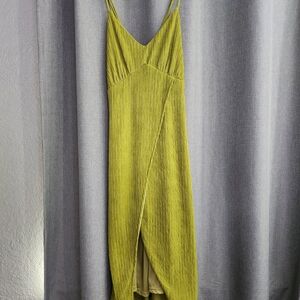 Lulu's Chartreuse Pleated Midi Dress